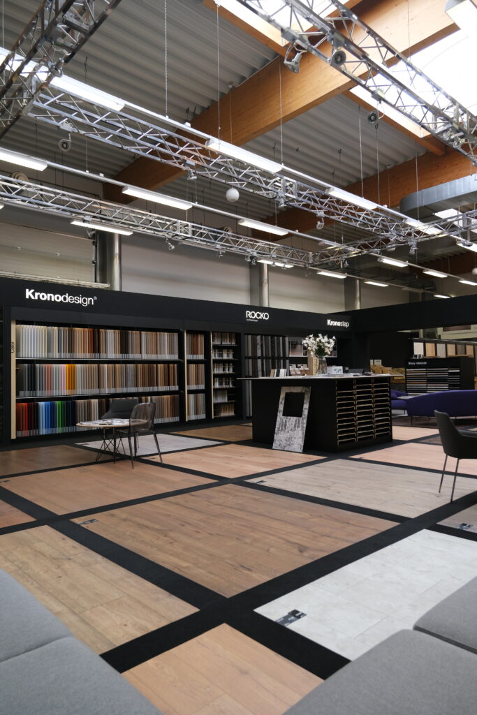 Showroom Malta Trading